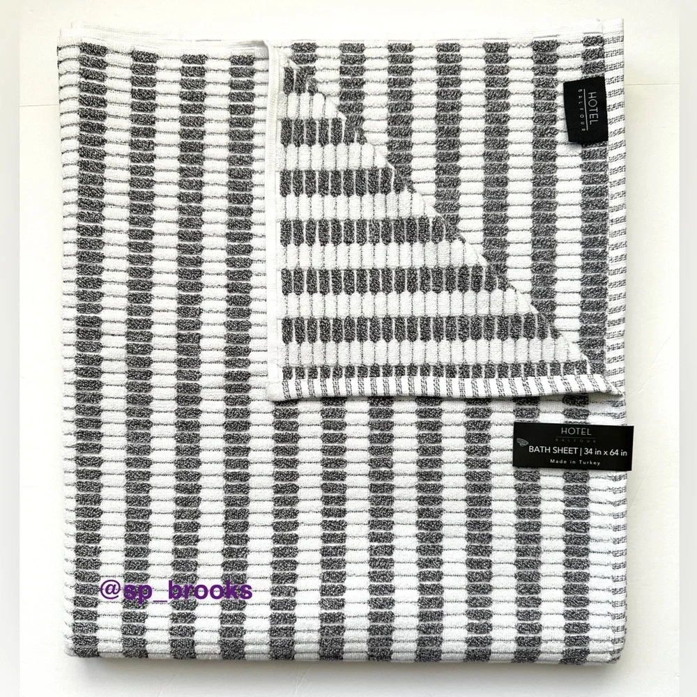 🎁1PC Hotel Balfour Bath Sheet - 34” x 64” - Textured Off White and Heather Gray